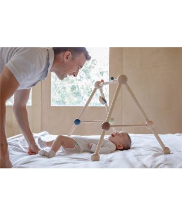 Gimnasio para Bebés de Madera - Plan Toys