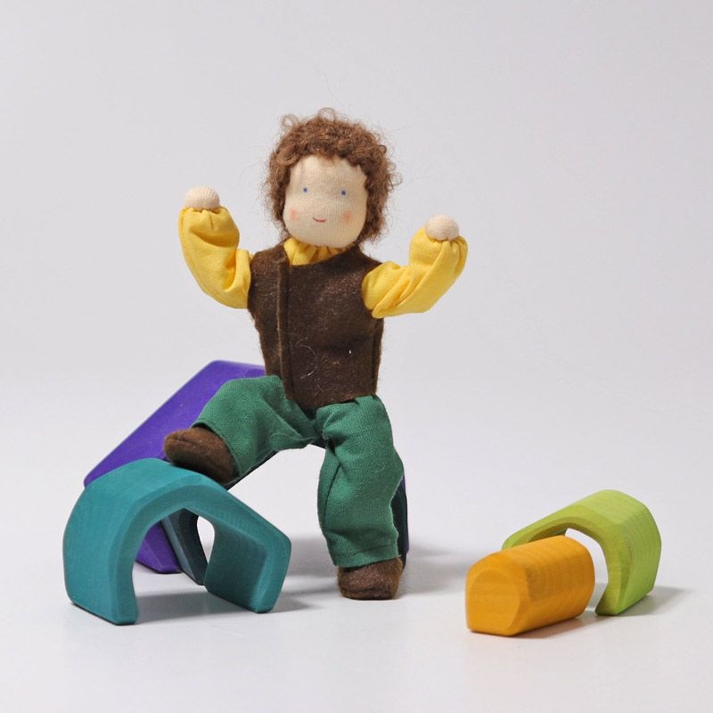 Tierra Figura Waldorf de 5 piezas Grimm's - Aúpa Organics