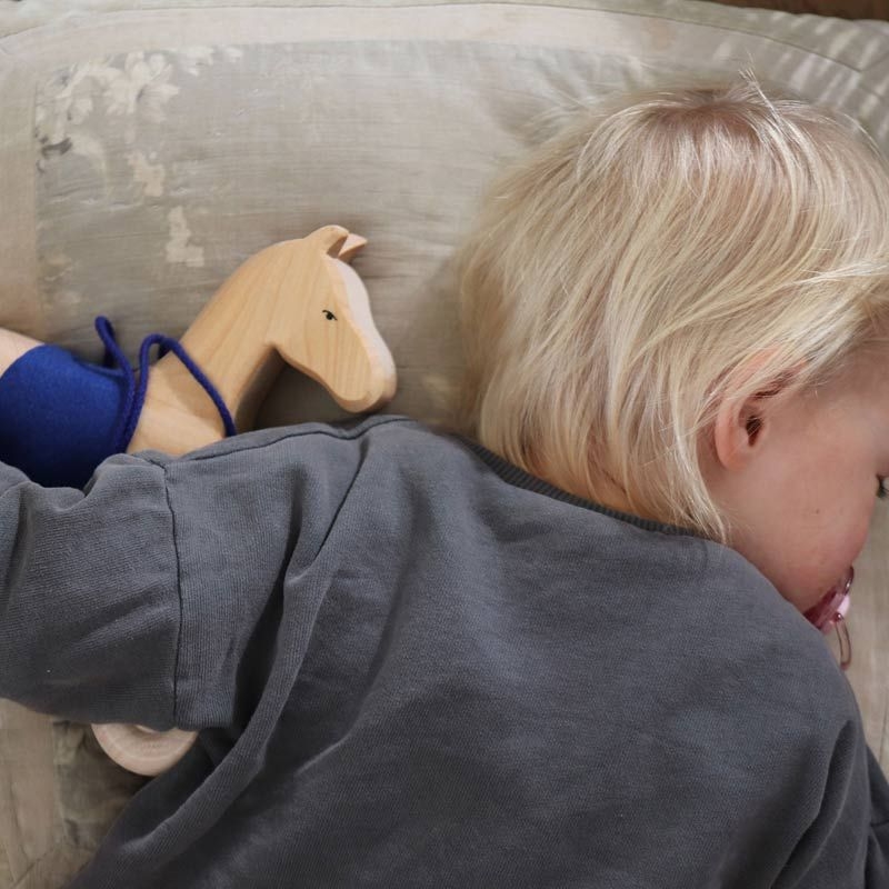 Caballo de Madera con Ruedas Grimm's - Aúpa Organics