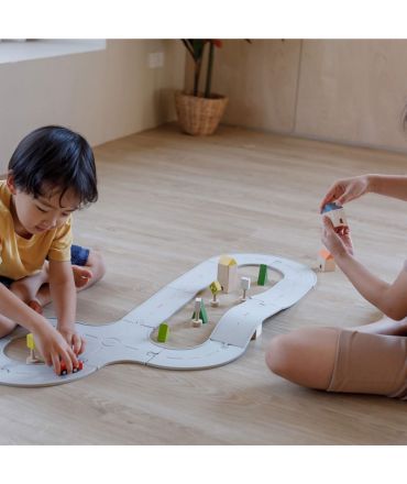Carreteras y Vías de Tren de Caucho Natural Plan Toys - Aúpa Organics
