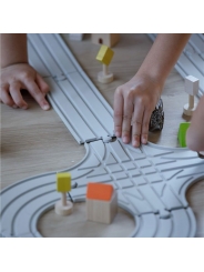 Carreteras y Vías de Tren de Caucho Natural Plan Toys - Aúpa Organics