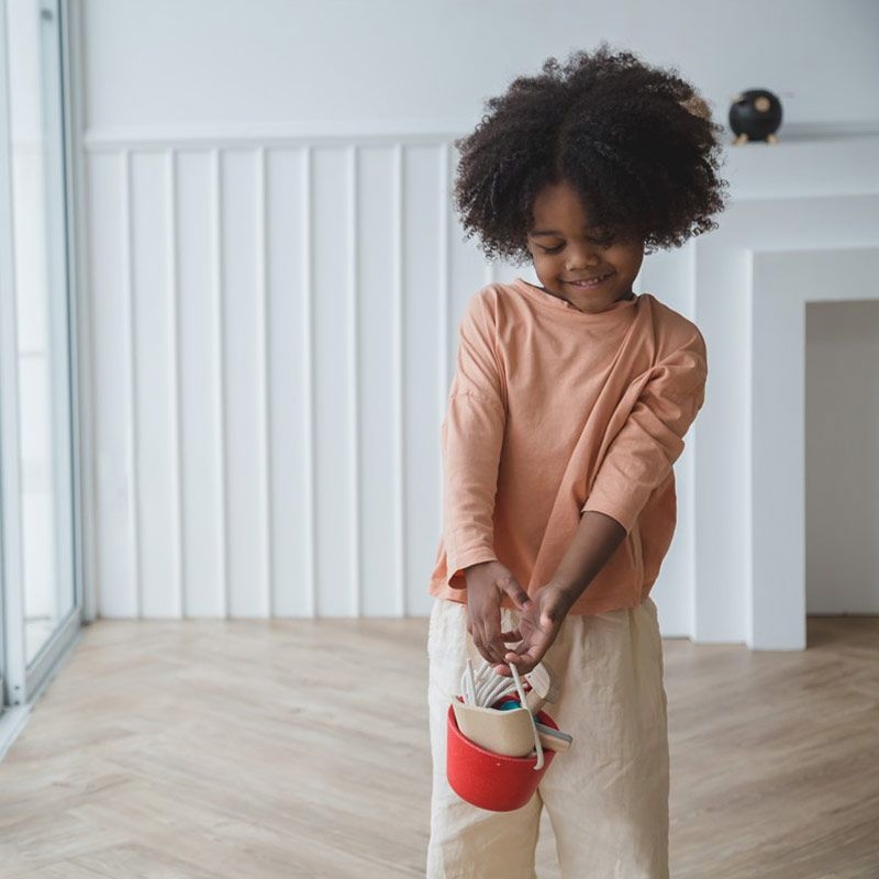 Juguete de Madera Set de Limpieza de Plan Toys - Aúpa Organics