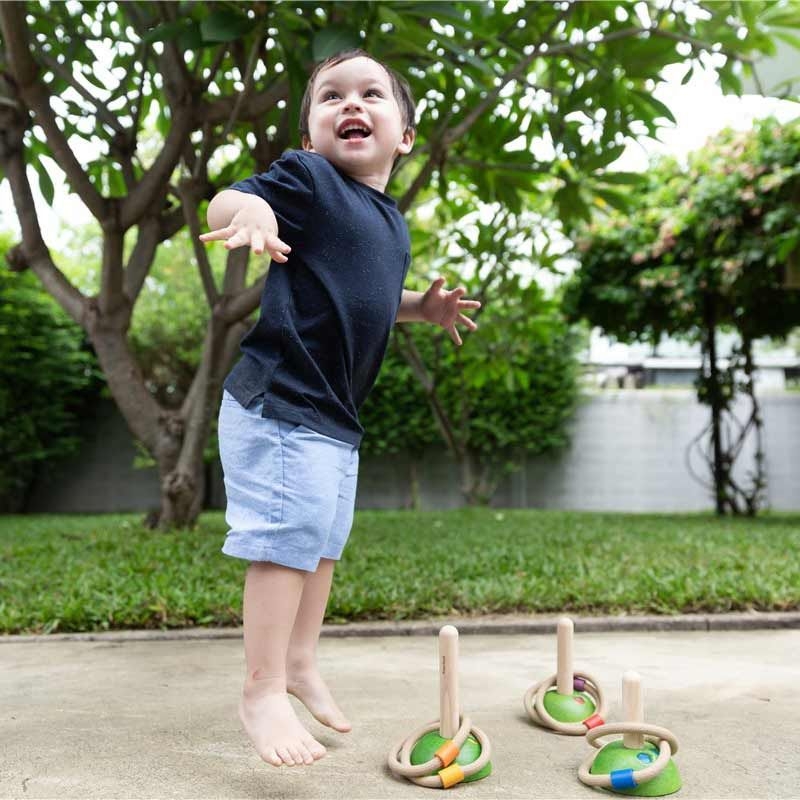 Lanzamiento de Anillos de Plan Toys - Aúpa Organics