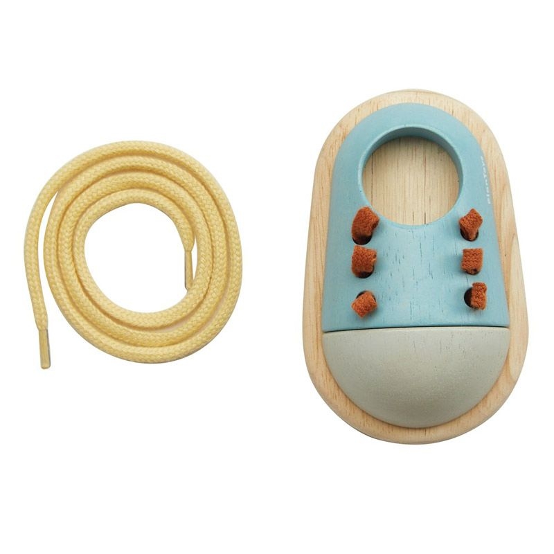 Ata el Zapato de Plan Toys - Aúpa Organics