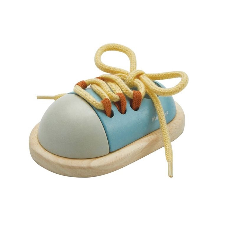 Ata el Zapato de Plan Toys - Aúpa Organics