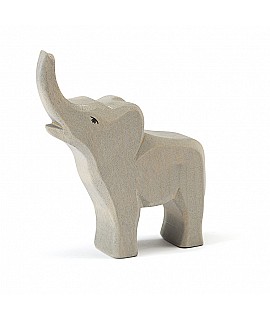 Elefante pequeño con la trompa levantada - Ostheimer Juego OS_20422