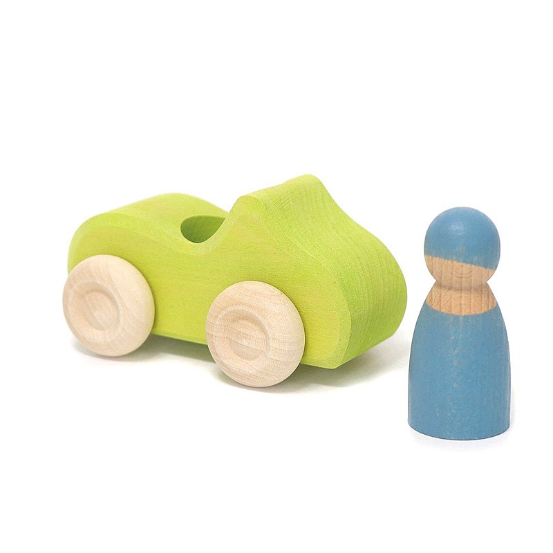 Coche de Madera con Conductor