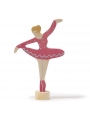 Bailarina Ruby Red Figura para el Anillo de Cumpleaños Grimm's - Aúpa Organics