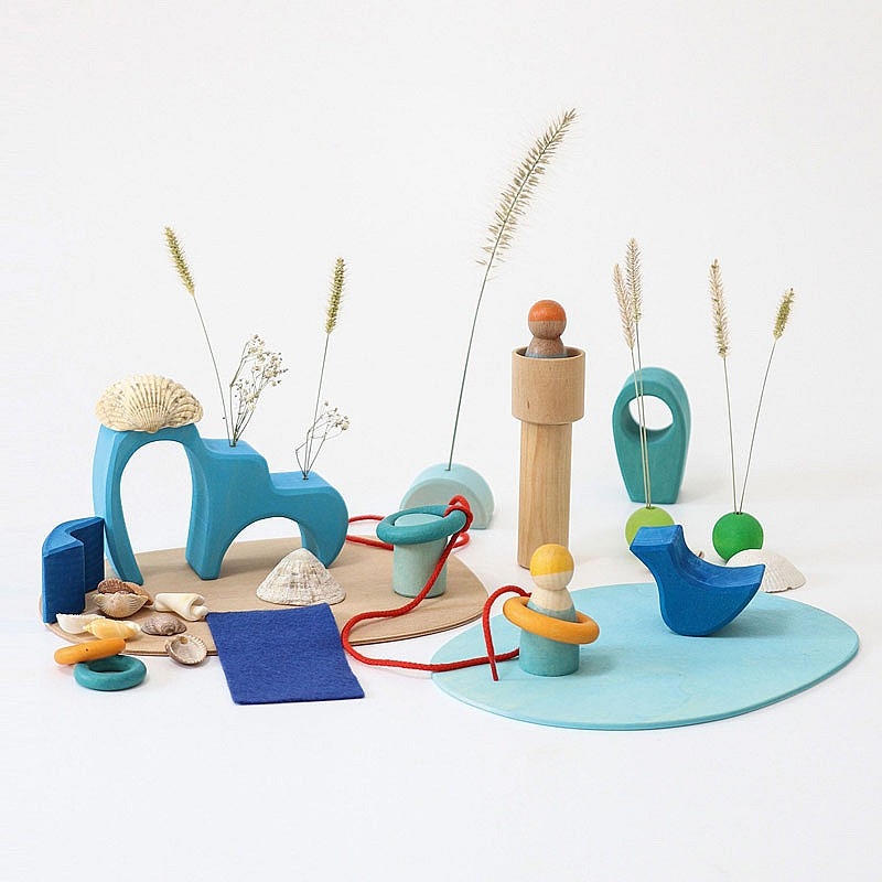 Mini Mundo "Junto al agua" Grimm's - Aúpa Organics