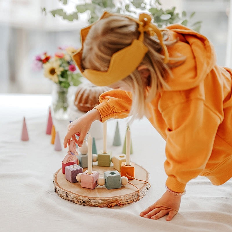 Cubos de Cumpleaños Waldorf de Grimm's - Aúpa Organics