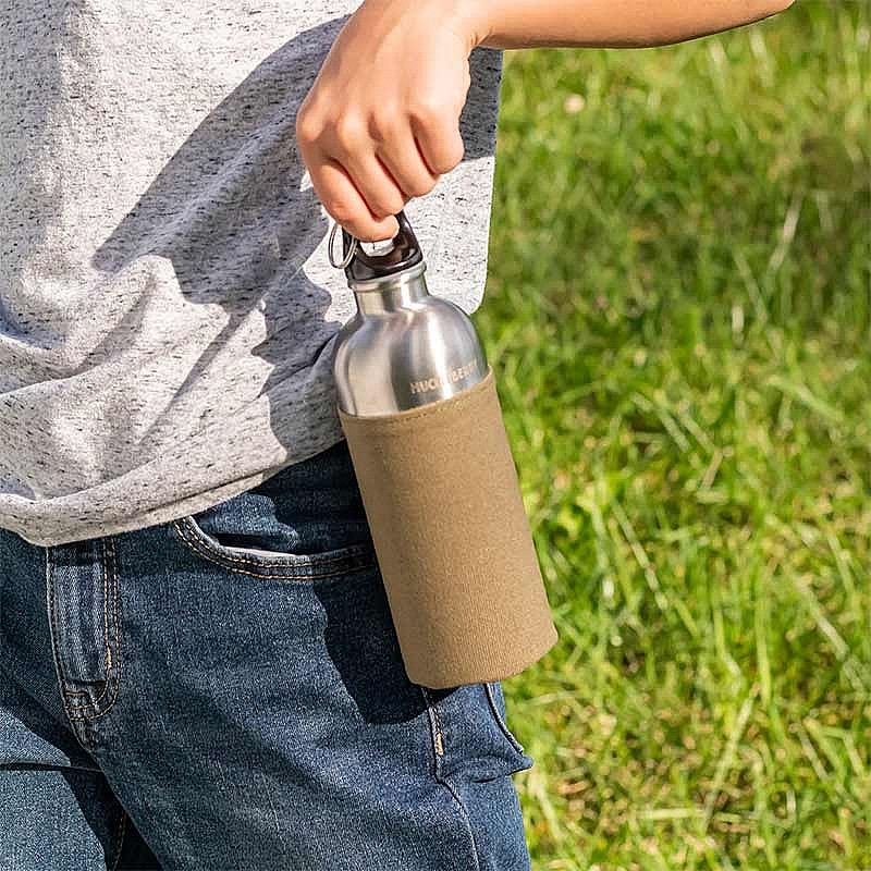 Botella de Agua Huckleberry de Kikkerland - Aúpa Organics