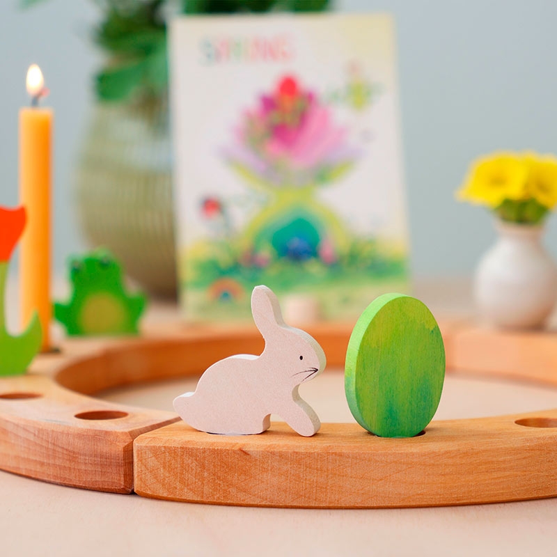 Conejo y Huevo de Pascua "Batik Verde" Figura para el Anillo de Cumpleaños - Aúpa Organics