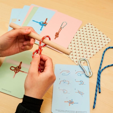 Knot Game de Kikkerland. Aprende y Domina los Nudos - Aúpa Organics