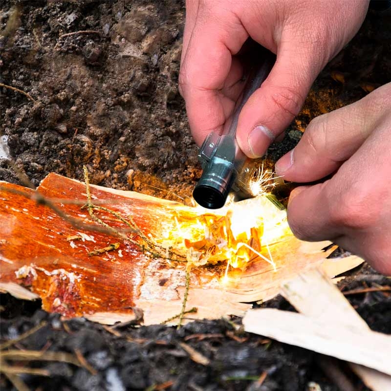 Encendedor de Supervivencia 3 en 1 Kikkerland - Aúpa Organics