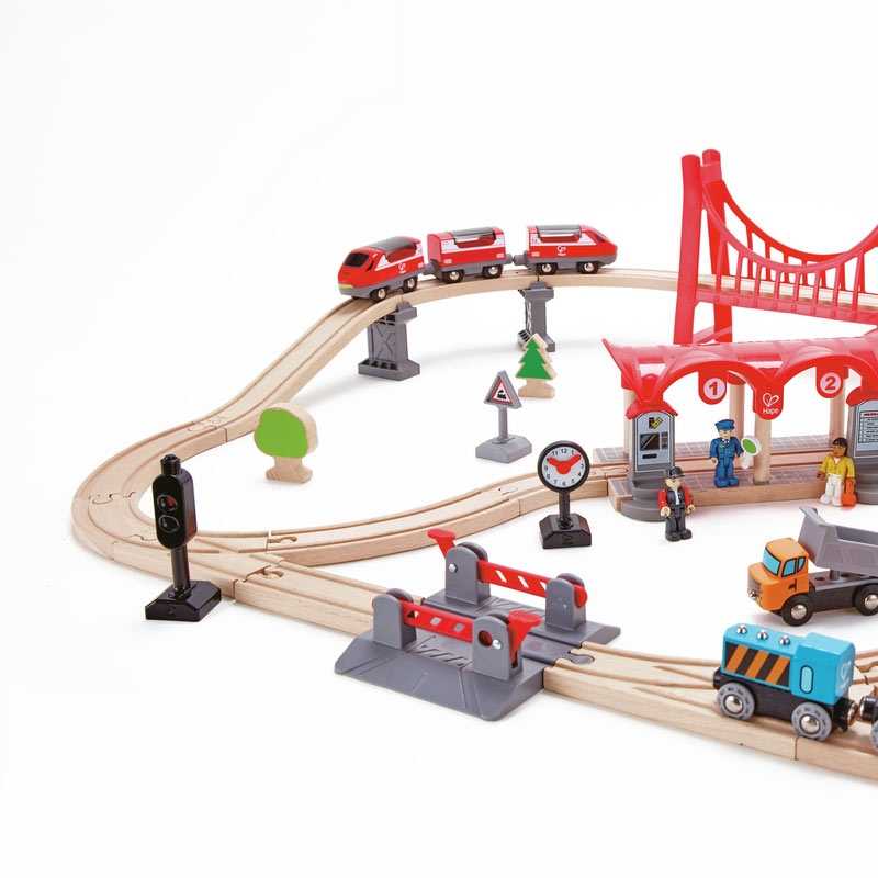 Conjunto de Vías Ciudad Bulliciosa Trenes Hape - Aúpa Organics