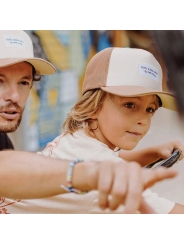 Gorra con Visera "Mini Iced Coffee" de Hello Hossy - Aúpa Organics