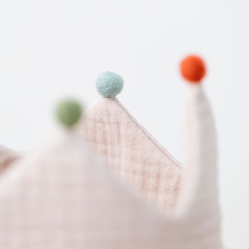 Corona de Cumpleaños de tela Sand de Monocrom - Aúpa Organics