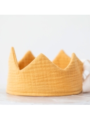 Corona de Cumpleaños de tela Mostaza de Monocrom - Aúpa Organics