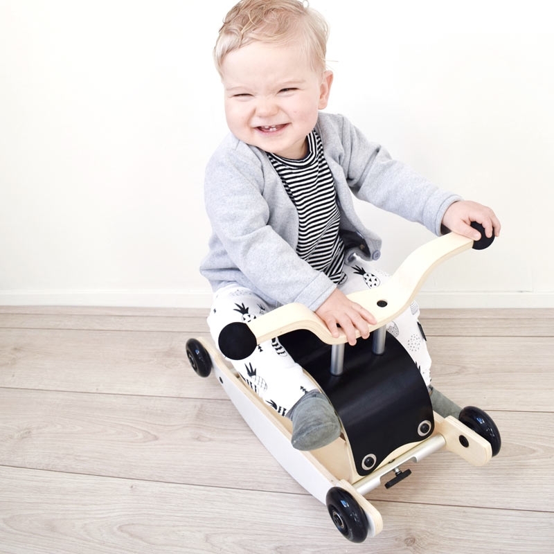 Correpasillos evolutivo de madera Wishbone | Aúpa Organics