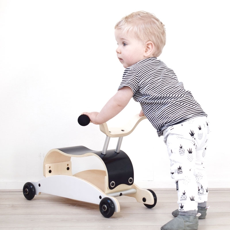 Correpasillos evolutivo de madera Wishbone | Aúpa Organics