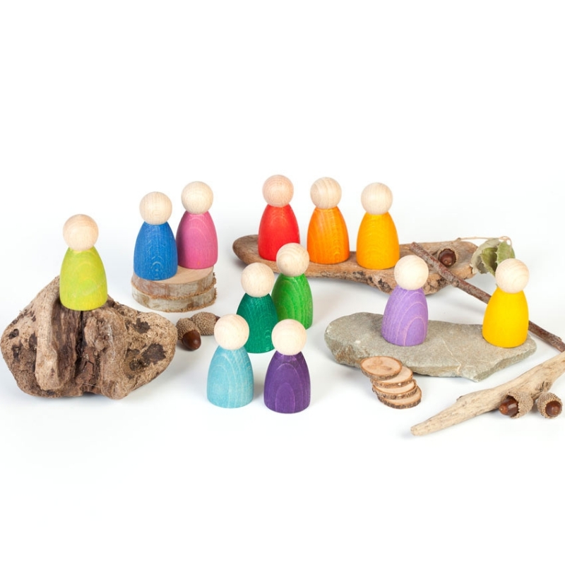 12 muñecos de madera. Nins de Grapat | Aúpa Organics