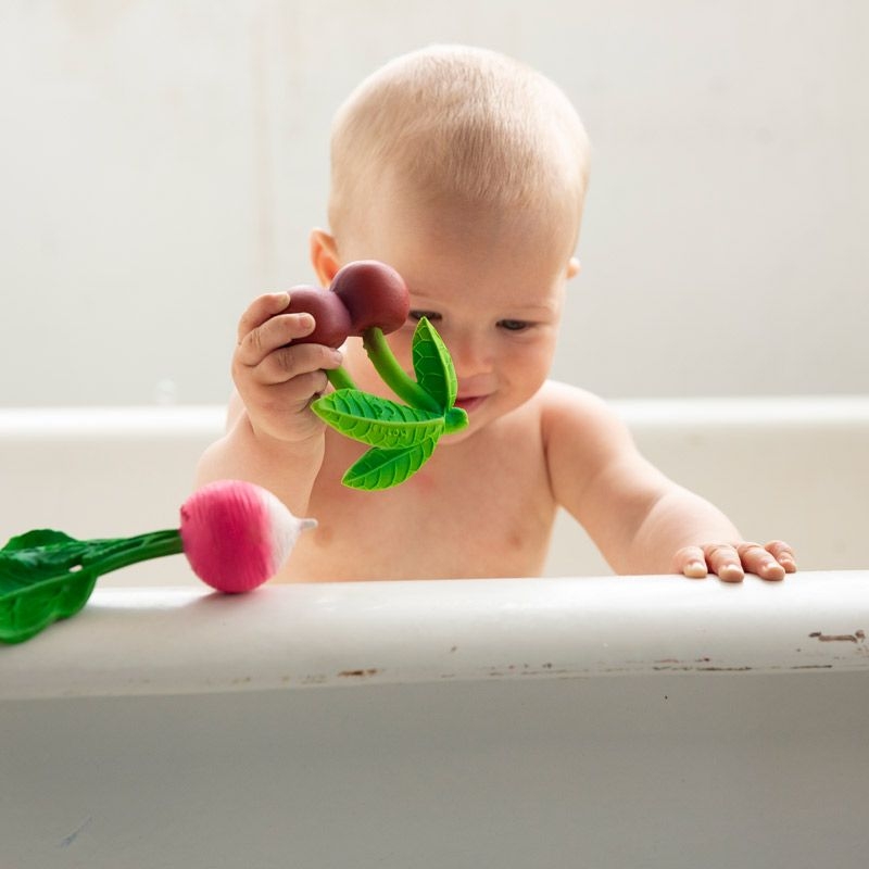 Mordedor de Caucho Natural Mery La Cereza Oli&Carol - Aúpa Organics