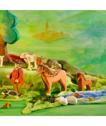 Telas y Animales de Madera Ostheimer - Aúpa Organics