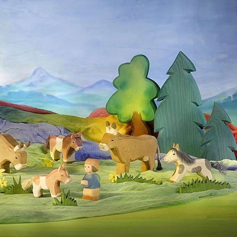 Telas y Animales de Madera Ostheimer - Aúpa Organics